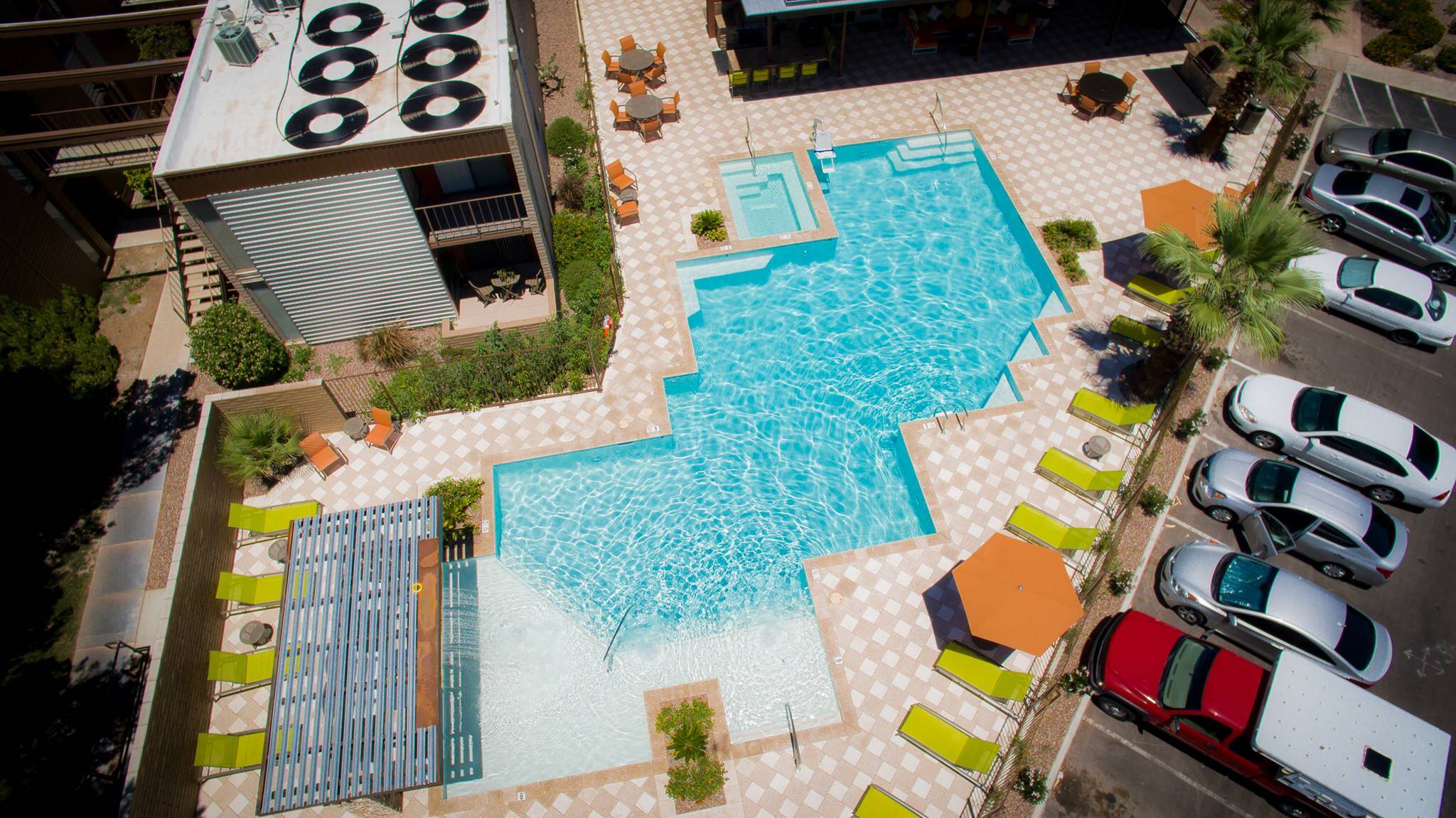 37868276_1880759758684191_78019498271047680_o - Omni Pool Builders & Design